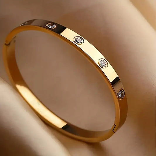 Klassisk og elegant armbånd – en alsidig gave til enhver lejlighed.