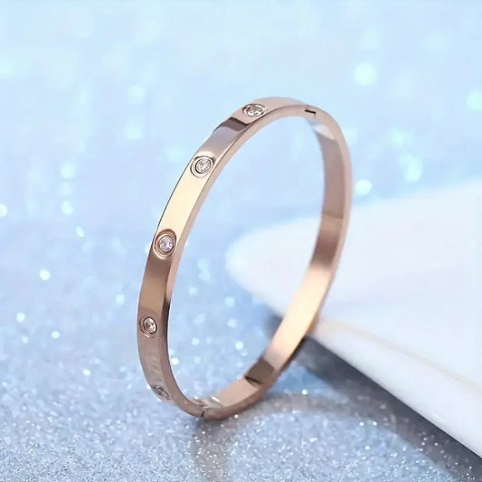 Klassisk og elegant armbånd – en alsidig gave til enhver lejlighed.